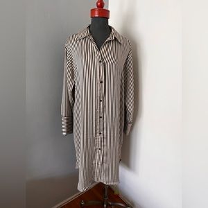 H&M Long Sleeve Striped black and off white Dress, size Large, NEVER WORN!